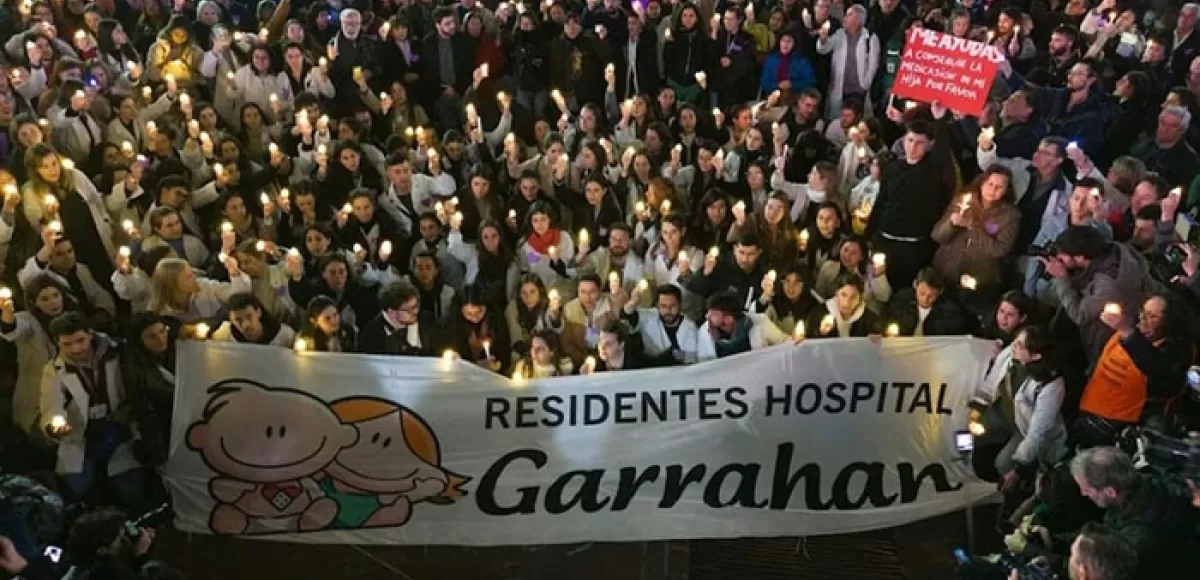 Caminata de velas por el Garrahan