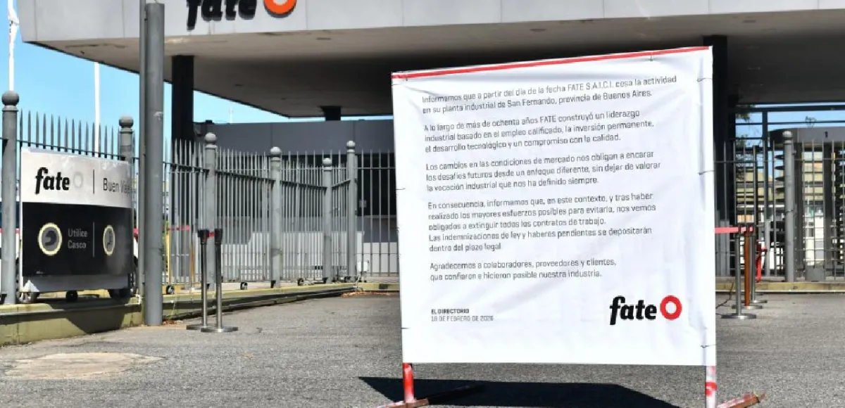 Cierre y despidos en FATE como antesala de la votación por la Reforma Laboral