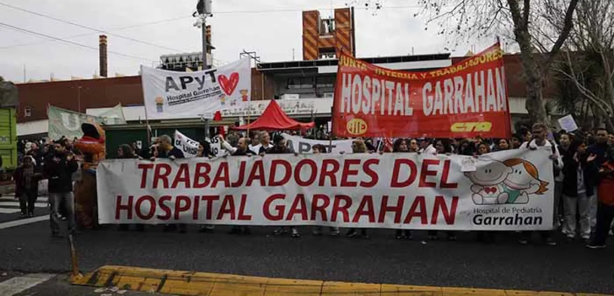 Ajuste y aprietes en el Garrahan