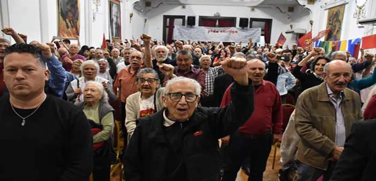“Resulta preciso construir un poder alternativo para cambiar de raíz esta estructura económica y social entreguista”