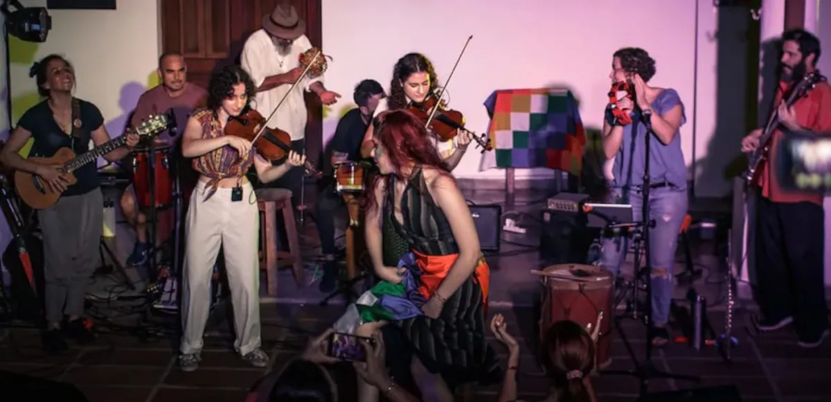 La Tocatta llega a la Casa de la Cultura Comunista: música, memoria y compromiso en una noche de solidaridad