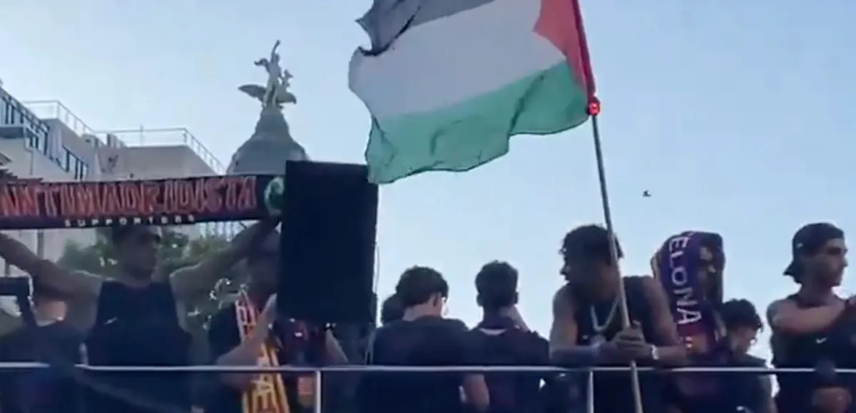 Lamine Yamal junto a Palestina