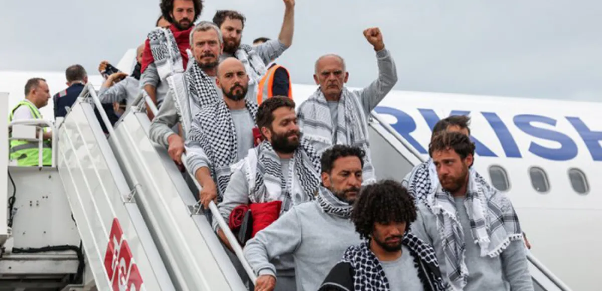 Los tripulantes de la Flotilla Glibal Sumud regresan a salvo tras ser atacados por Israel