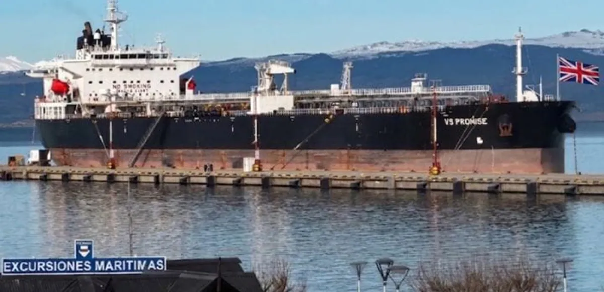 Repudio a la presencia del buque británico en Ushuaia