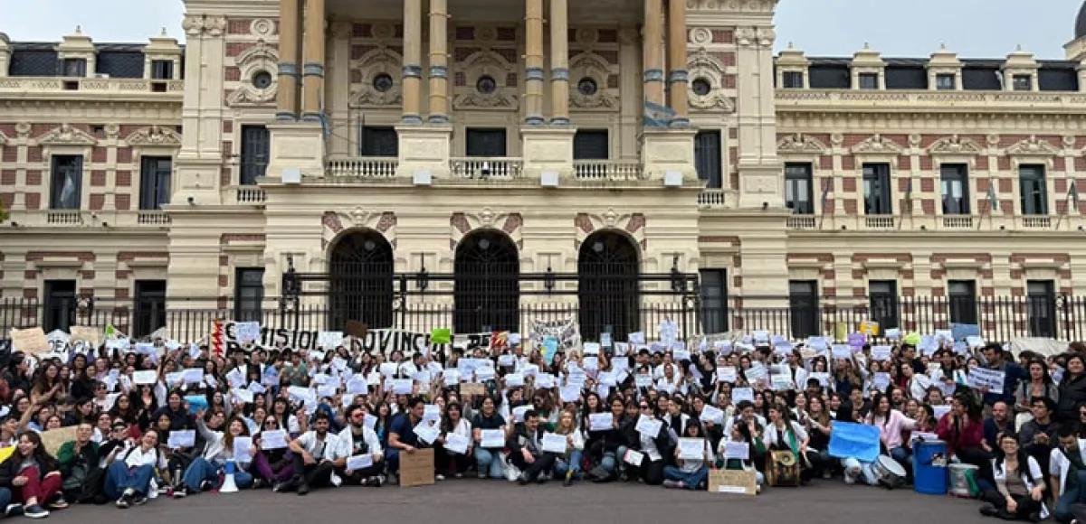 Los trabajadores de la salud bonaerenses en pie de lucha contra el ajuste y la precarización